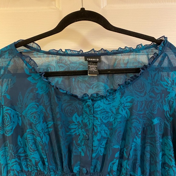 Torrid Floral Peplum Blouse - Sz 1 - Picture 3 of 7